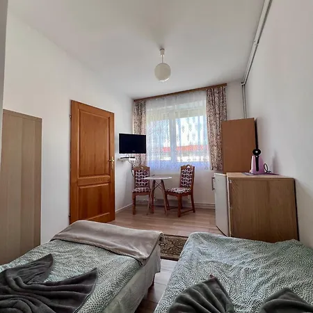 ホリデーパーク Osrodek Wczasowy Morski ウストカ