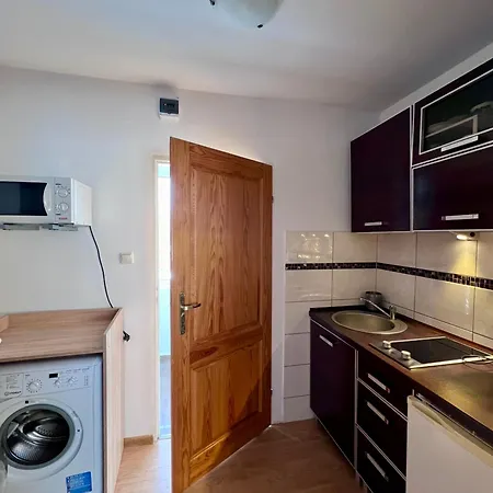 ホリデーパーク Osrodek Wczasowy Morski ウストカ